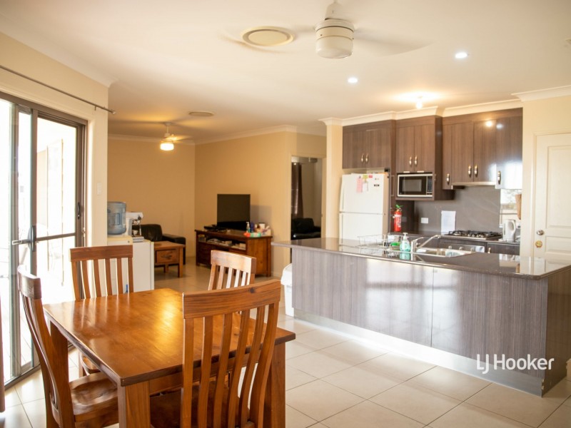 15 Lockyer Crescent, Roma QLD 4455