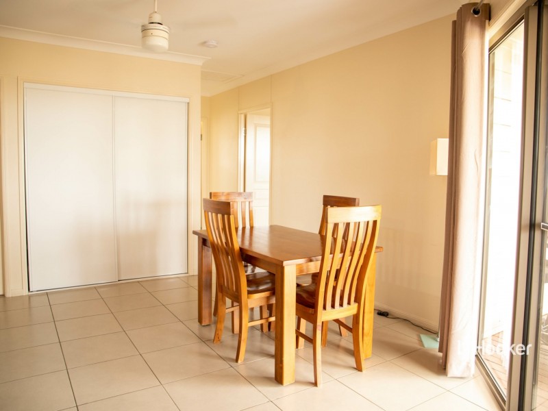 15 Lockyer Crescent, Roma QLD 4455