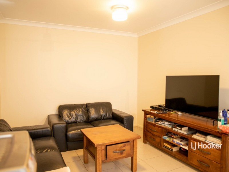 15 Lockyer Crescent, Roma QLD 4455