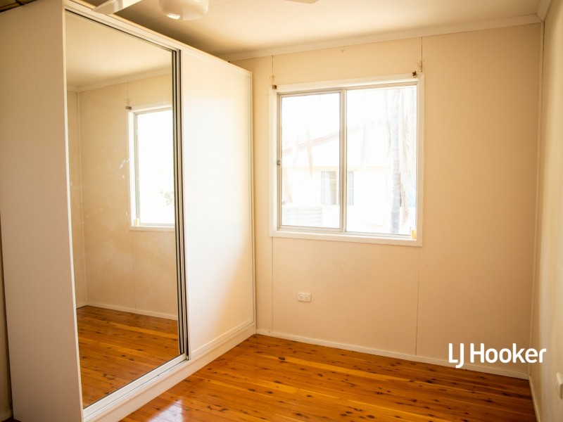 2 Holland Street, Roma QLD 4455