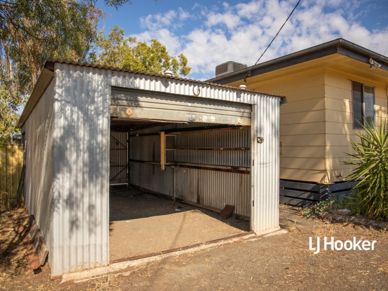 2 Holland Street, Roma QLD 4455
