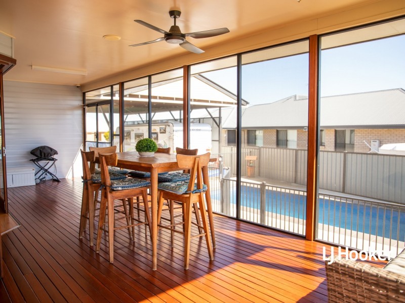 6 Lockyer Crescent, Roma QLD 4455