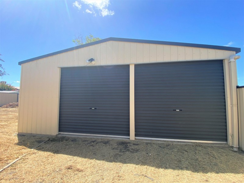 2 Luff Street, Roma QLD 4455