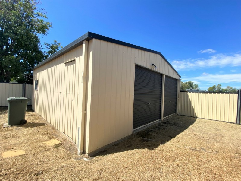 2 Luff Street, Roma QLD 4455