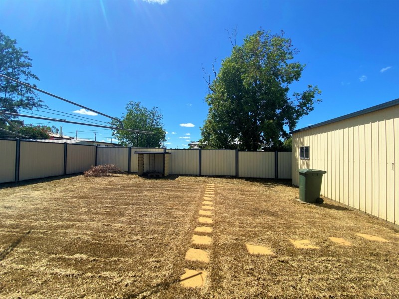 2 Luff Street, Roma QLD 4455