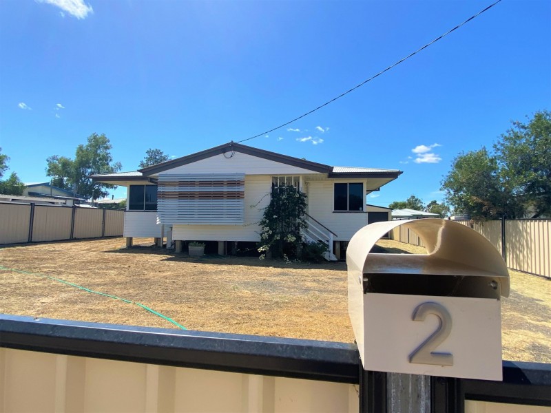 2 Luff Street, Roma QLD 4455