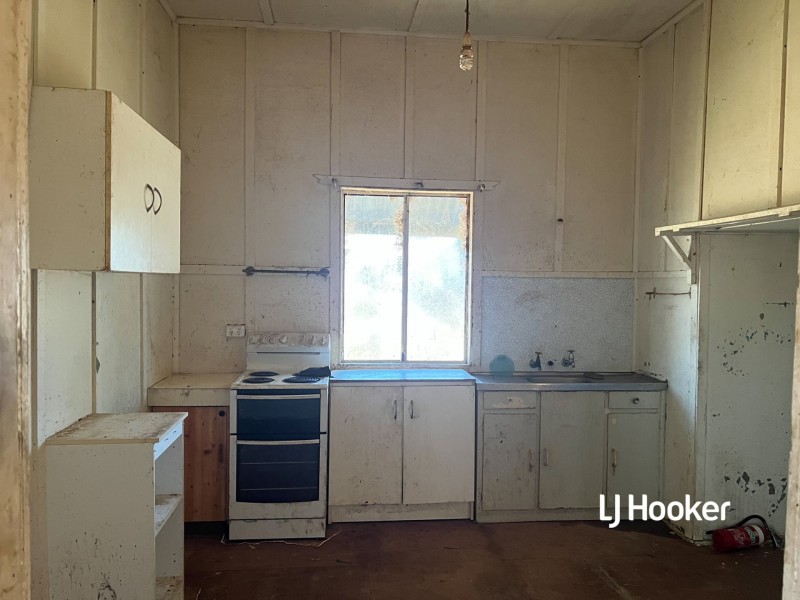 21 High Street, Wallumbilla QLD 4428