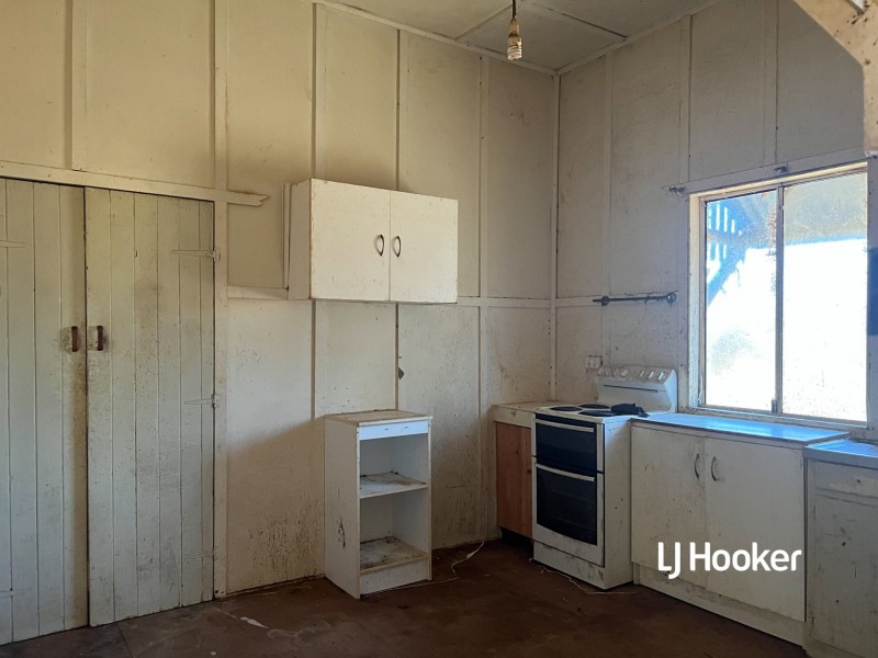 21 High Street, Wallumbilla QLD 4428