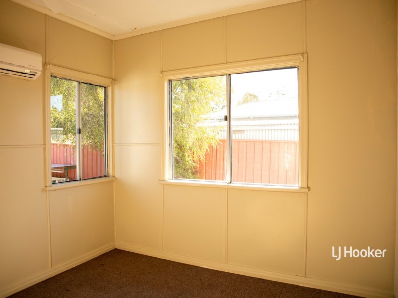 13 Crawford Street, Roma QLD 4455