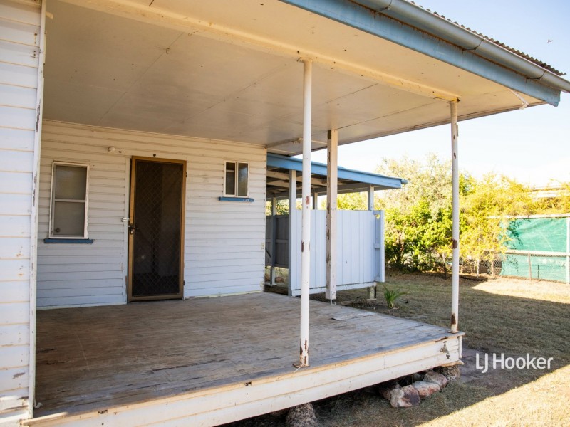 13 Crawford Street, Roma QLD 4455