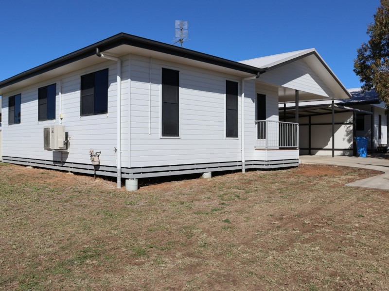26 Robusta Drive, Roma QLD 4455