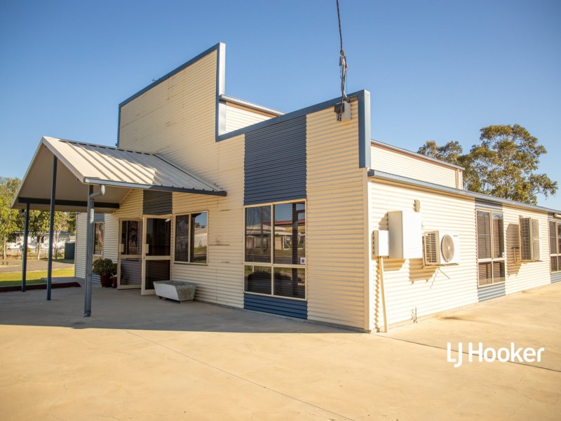 136-138 Northern Road, Roma QLD 4455