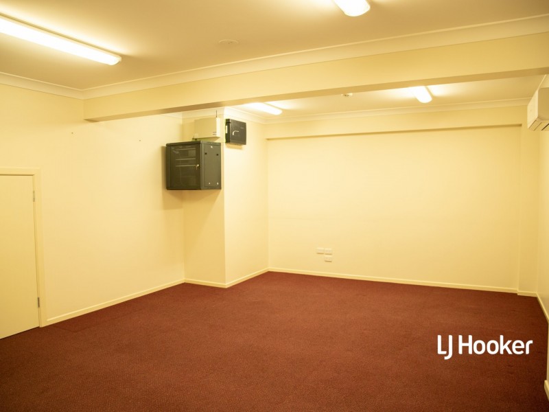 136-138 Northern Road, Roma QLD 4455