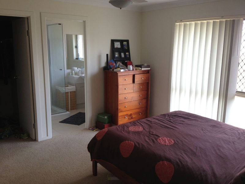 18 Courtney Street, Roma QLD 4455