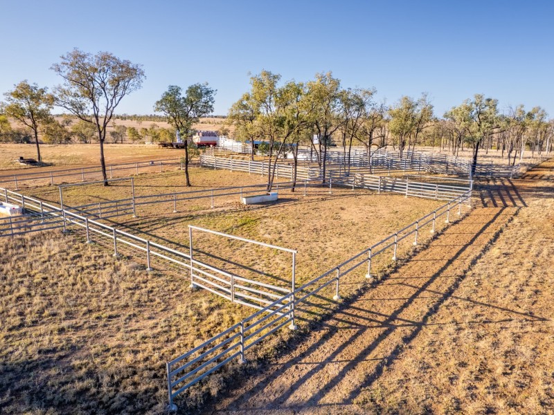 6614 Carnarvon Highway, Roma QLD 4455
