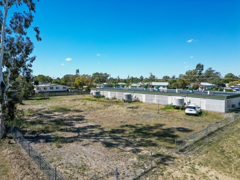 91 Miscamble Street E, Roma QLD 4455