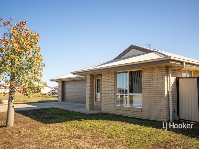 47 Howard Street, Roma QLD 4455
