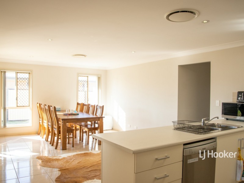 47 Howard Street, Roma QLD 4455