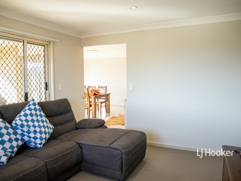 47 Howard Street, Roma QLD 4455