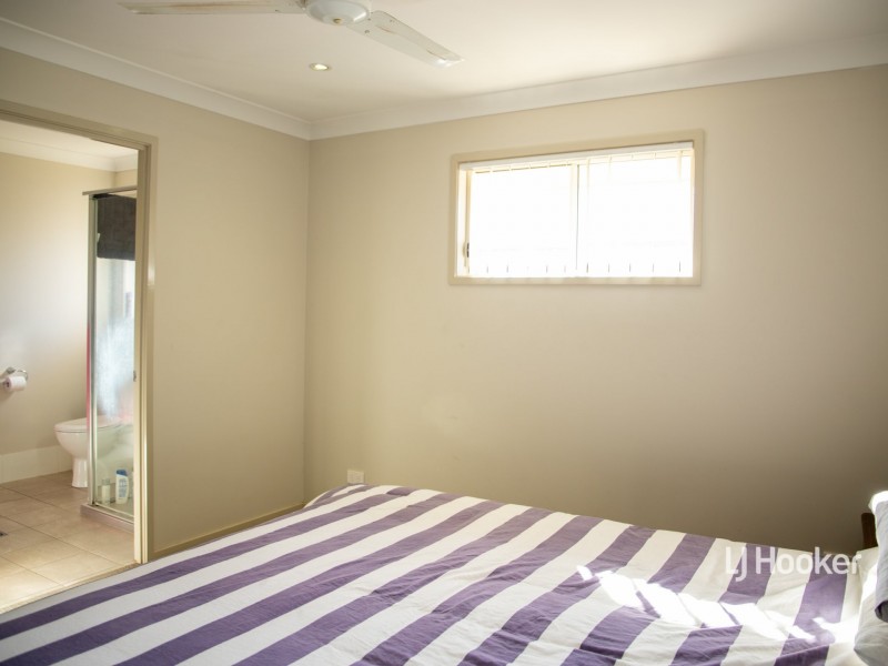 47 Howard Street, Roma QLD 4455