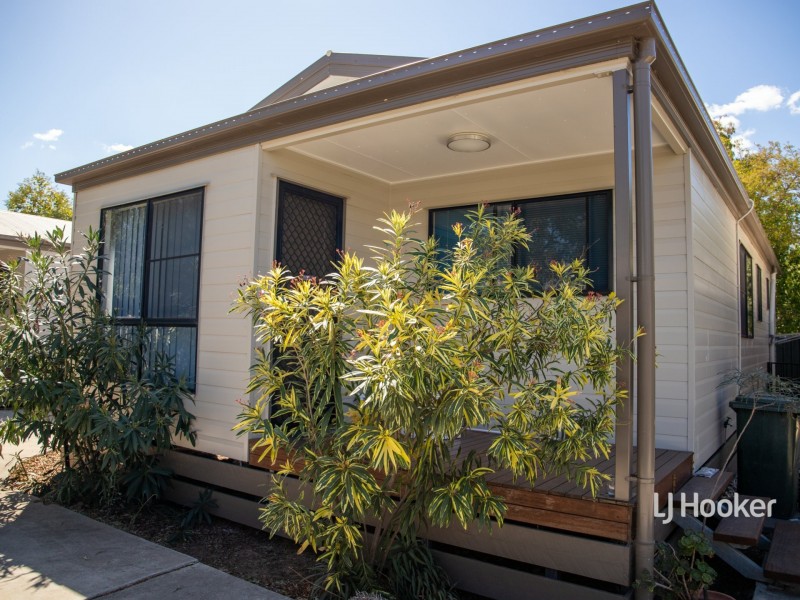 30 Saunders Street, Roma QLD 4455