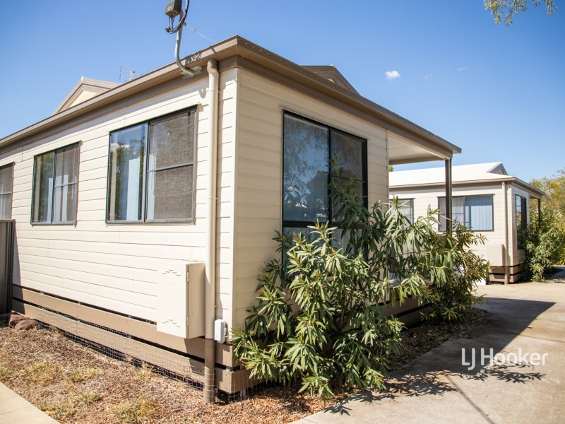 30 Saunders Street, Roma QLD 4455
