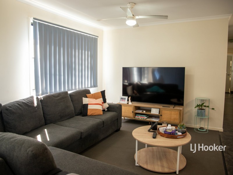 30 Saunders Street, Roma QLD 4455