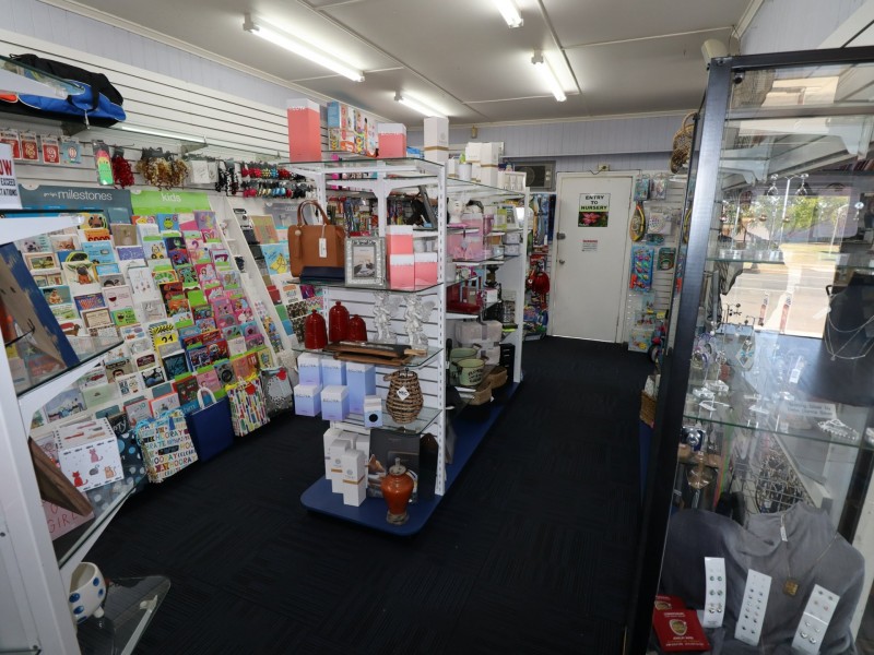 26 Hutton Street, Injune QLD 4454