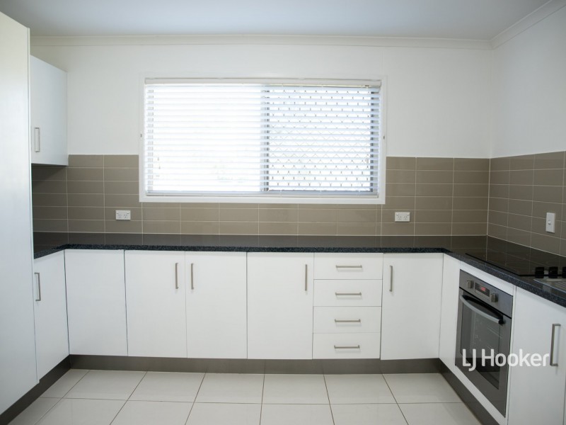 39 Northern Road, Roma QLD 4455