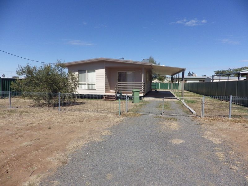 24 South Street, Roma QLD 4455