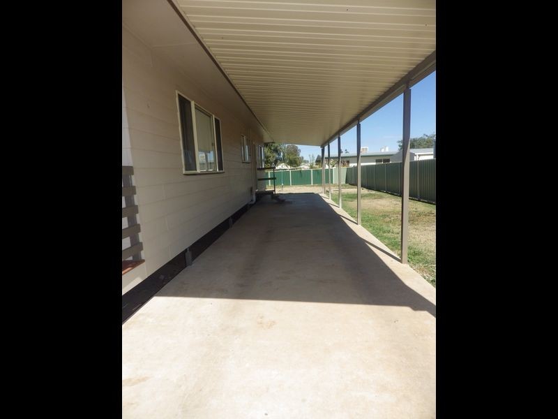 24 South Street, Roma QLD 4455