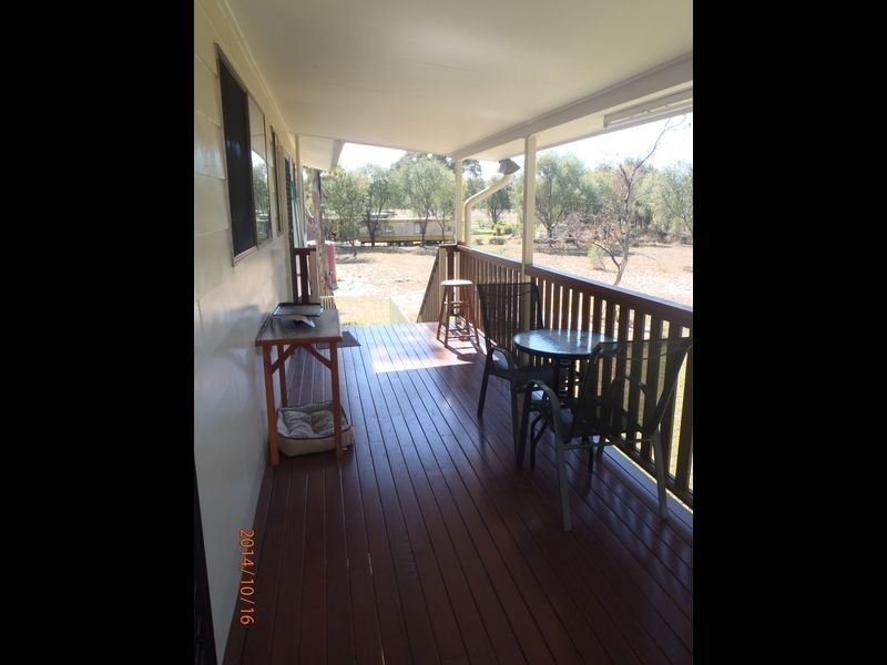 44 McPhie Street, Roma QLD 4455