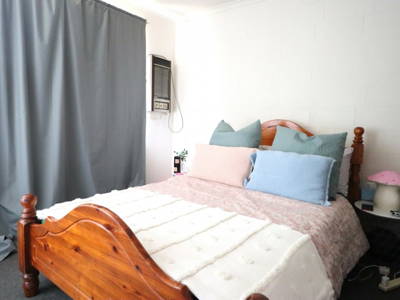 76 Hawthorne Street, Roma QLD 4455