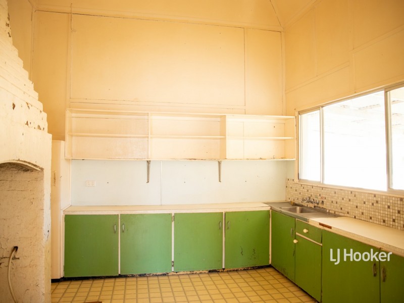 37 Soutter Street, Roma QLD 4455