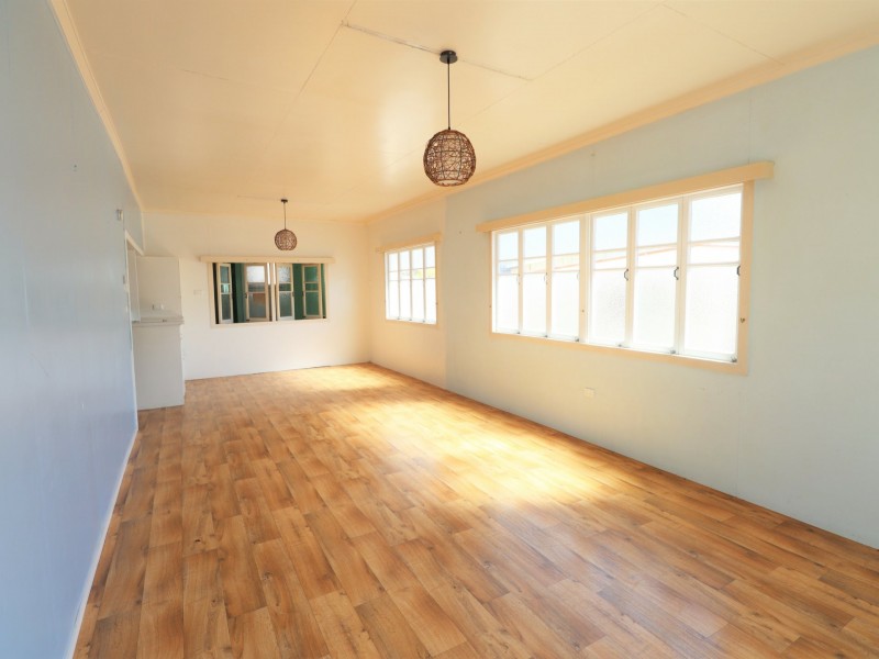 42 Annandale Street, Injune QLD 4454