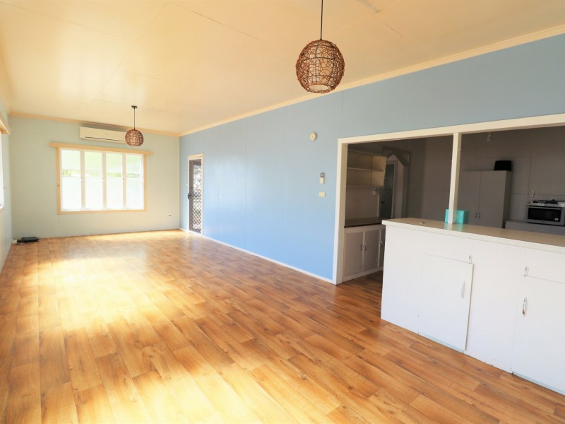 42 Annandale Street, Injune QLD 4454