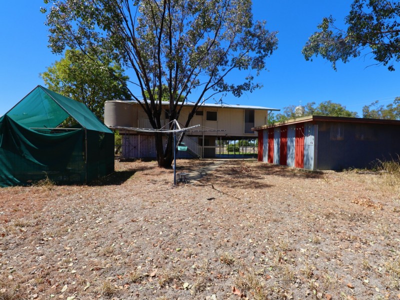 36 Coronation Street, Injune QLD 4454