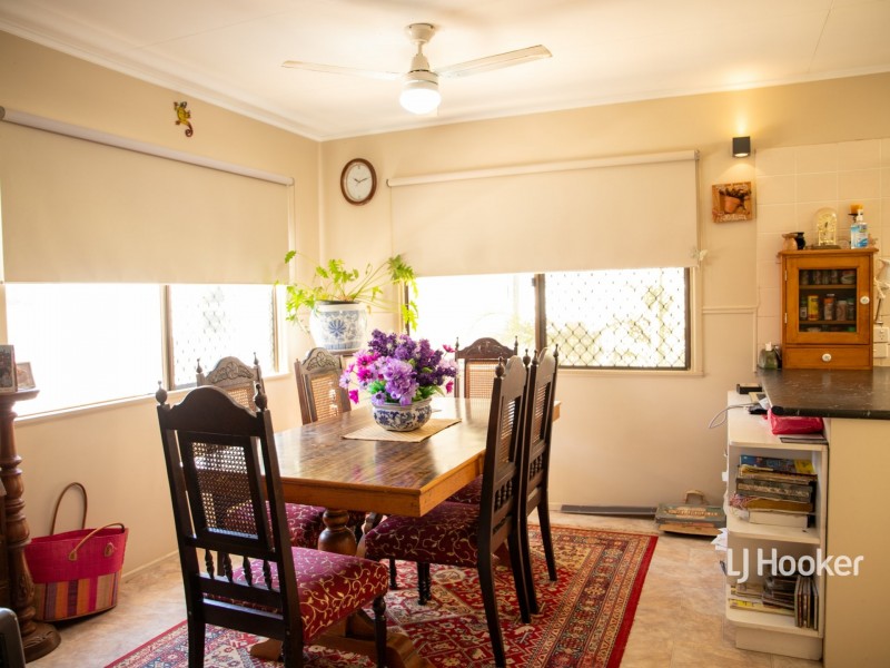 16 Howard Street, Roma QLD 4455