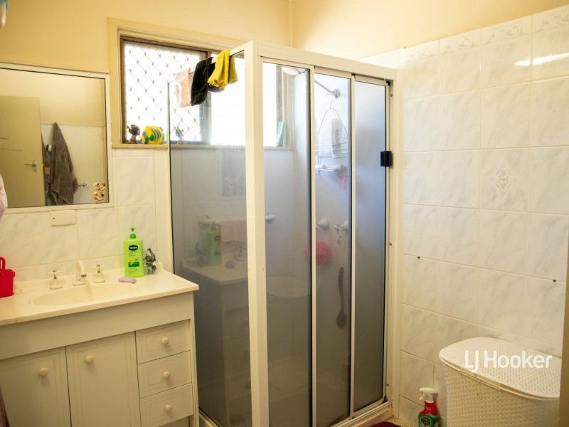 16 Howard Street, Roma QLD 4455