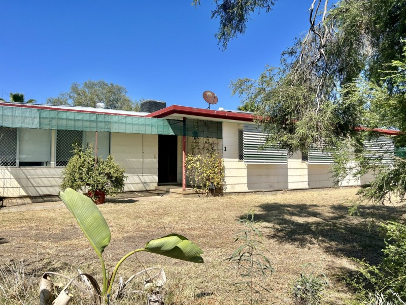 1 Crawford Street, Roma QLD 4455