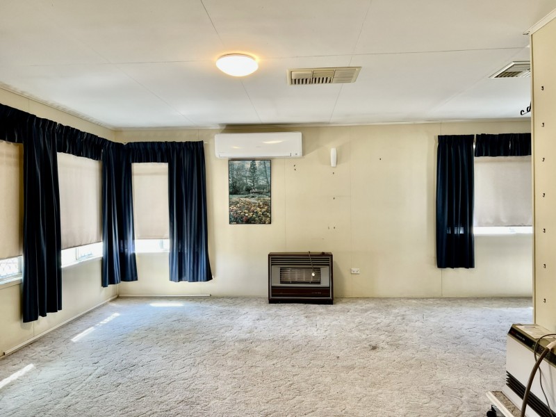 1 Crawford Street, Roma QLD 4455