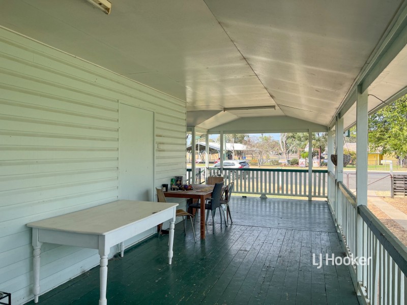 4 Northern Road, Roma QLD 4455