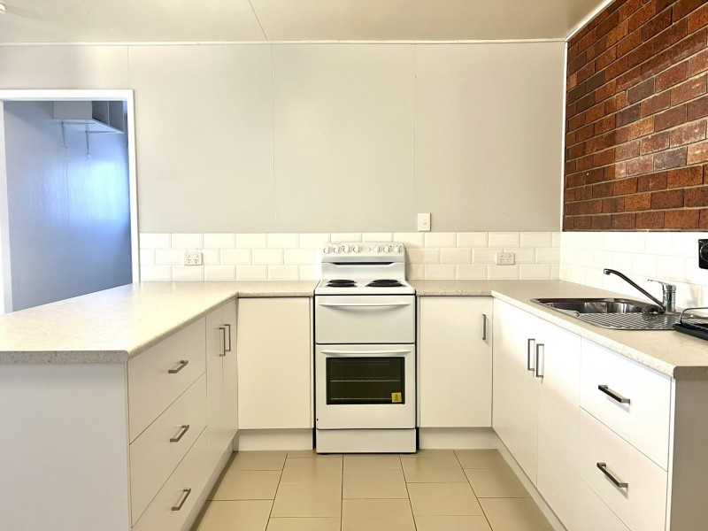 1/4 Wright Street, Roma QLD 4455