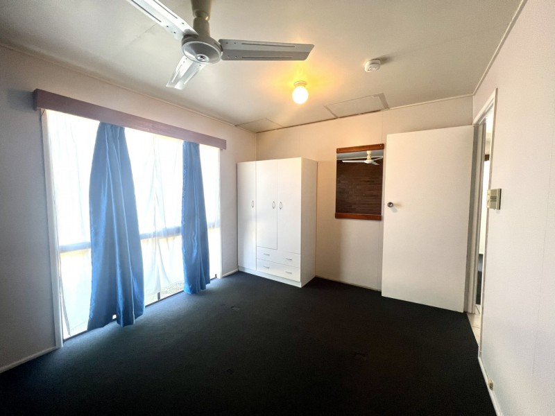 1/4 Wright Street, Roma QLD 4455
