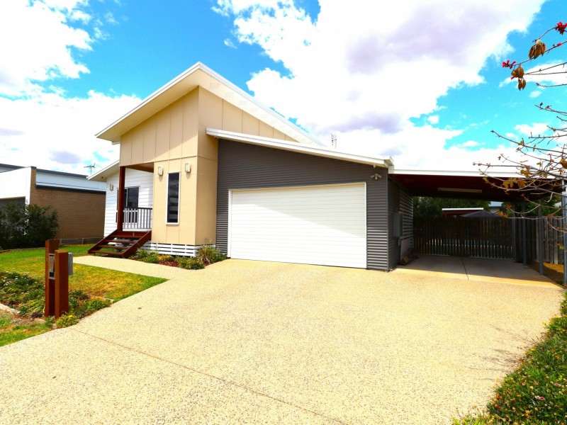 242 Upper McDowall Street, Roma QLD 4455