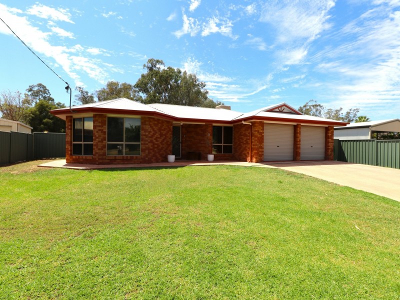 6 Allen Street, Roma QLD 4455