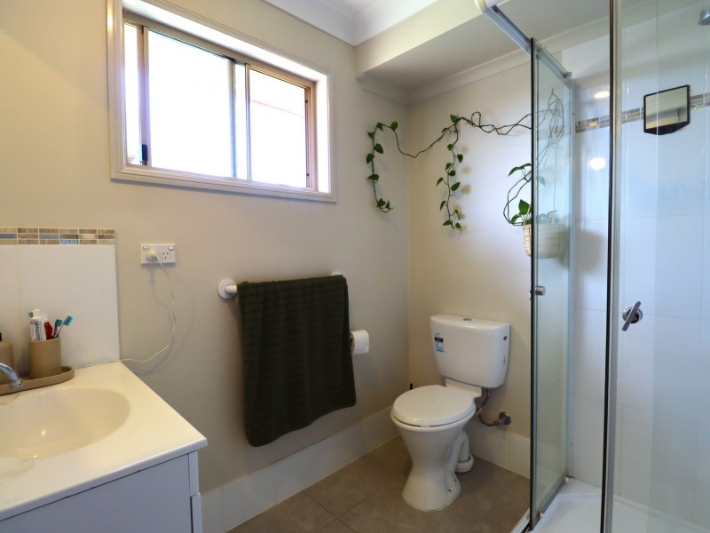 6 Allen Street, Roma QLD 4455