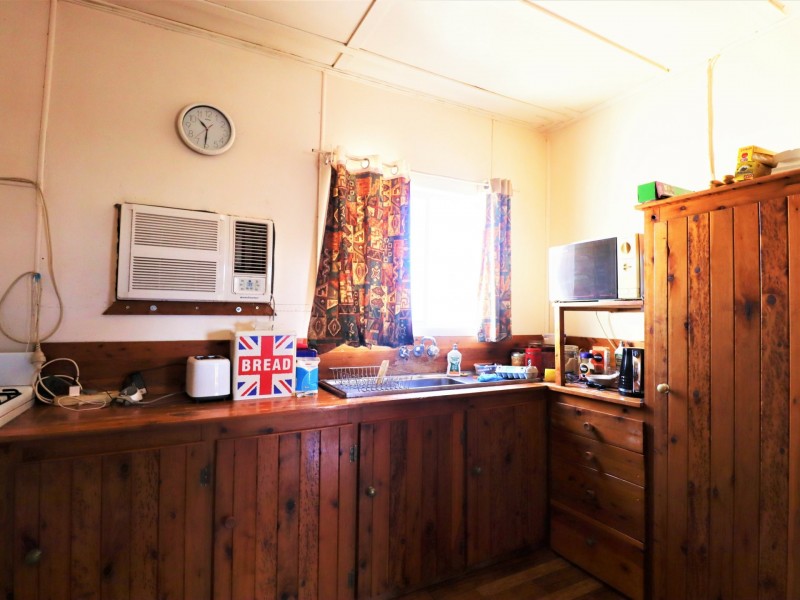 4 – 10 Station Street, Injune QLD 4454