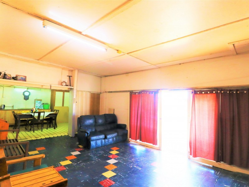 4 – 10 Station Street, Injune QLD 4454