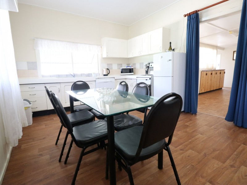 19 Lewis Street, Roma QLD 4455